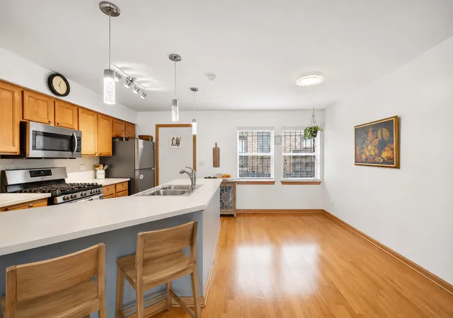 Photo 2 of Townhouse for sale at 1009 E 61st Street, Chicago, IL 60637 | MLS# 12706715 | Listing updated on 2026-07-22