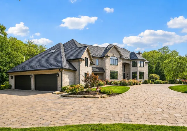 1st image of 3001 Glen Eagles Ct, St. Charles, IL 60174 | MLS# 12706876
