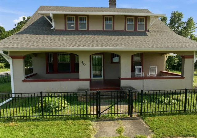 Photo 1 of Single family home for sale at 402 W 3rd Street, Armington, IL 61721 | MLS# 12706929 | Listing updated on 2026-08-27