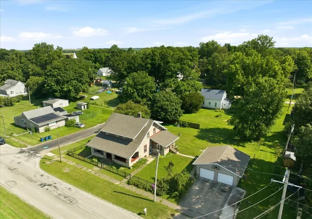 Photo 2 of Single family home for sale at 402 W 3rd Street, Armington, IL 61721 | MLS# 12706929 | Listing updated on 2026-08-27