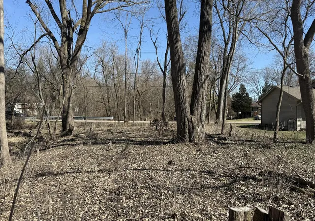 Photo 3 of Land for sale at Lot E 1 Hilltop Blvd, Oakwood Hills, IL 60013 | MLS# 12706930 | Listing updated on 2026-08-28