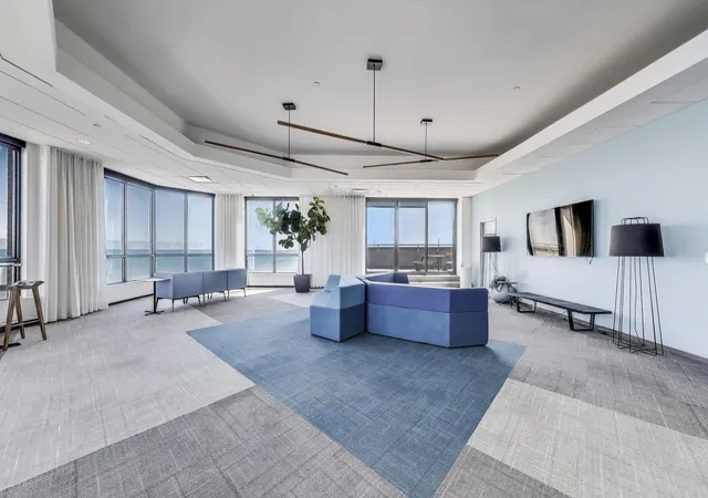 2nd image of 3660 N Lake Shore Dr, Chicago, IL 60613