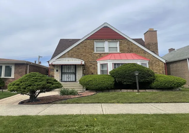 1st image of 10216 S Calumet Ave, Chicago, IL 60628 | MLS# 12707078