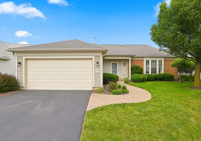 2nd image of 13470 Crestview Dr, Huntley, IL 60142 | MLS# 12707105