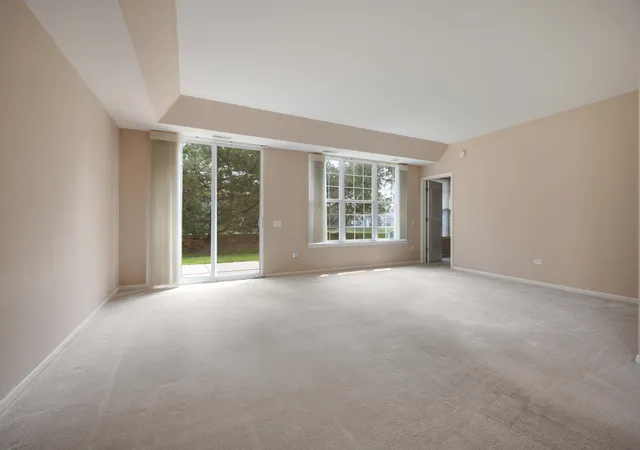 Photo 3 of Single family home for sale at 12452 Wedgemere Dr, Huntley, IL 60142 | MLS# 12707375 | Listing updated on 2026-09-06