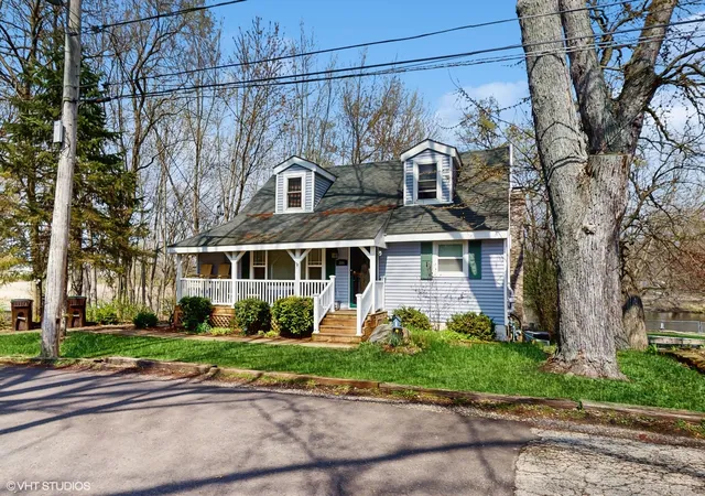 Photo 1 of Single family home for sale at 104 Channel Dr, Port Barrington, IL 60010 | MLS# 12707387 | Listing updated on 2026-07-22
