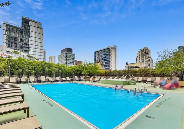 2nd image of 400 N Lasalle St, Chicago, IL 60654