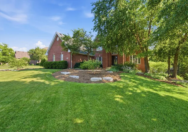 Photo 1 of Single Family Residence at 10947 Nebraska St, Frankfort, IL 60423 | MLS# 12707414 | | Sold on 2026-09-04