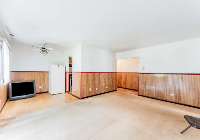 Listing Photo 4 - Condo for sale in building located at 15805 Peggy Ln, Oak Forest, IL 60452