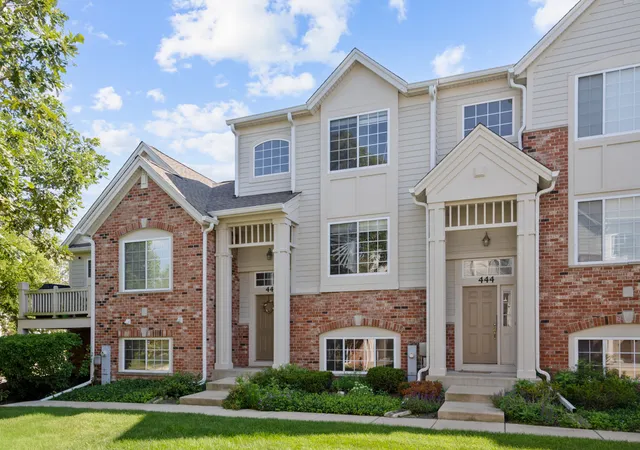 2nd image of 442 Churchill Dr #442, Elgin, IL 60124 | MLS# 12707462
