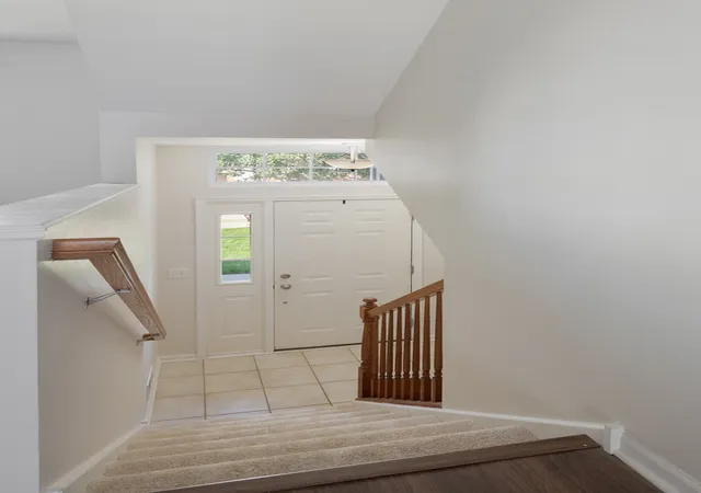 3rd image of 442 Churchill Dr #442, Elgin, IL 60124 | MLS# 12707462