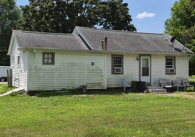 Photo 2 of Multi family home for sale at 1405 S 1/2 19 Ave, Viola, IL 61486 | MLS# 12707475 | Listing updated on 2026-08-30