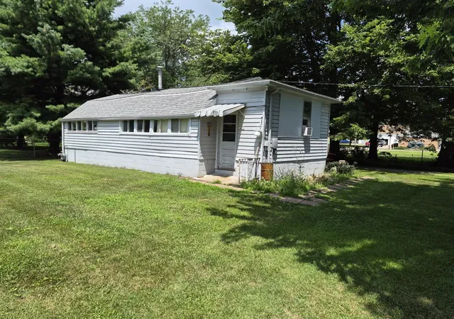 Photo 3 of Multi family home for sale at 1405 S 1/2 19 Ave, Viola, IL 61486 | MLS# 12707475 | Listing updated on 2026-08-30