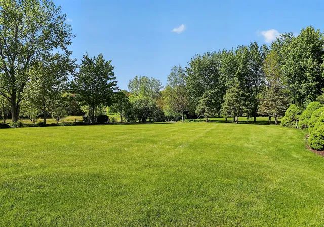 Photo 3 of Sale Pending at 2039 Bernadette Ln, Yorkville, IL 60560 | MLS# 12707539 | Listing updated on 2026-10-09
