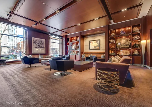 Listing Photo 3 - Condo for sale in building located at 800 N Michigan Ave, Chicago, IL 60611 - Unit #4703