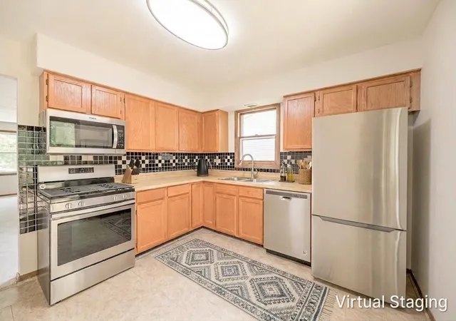 Photo 3 of Townhouse for sale at 21610 Peterson Ave #0, Sauk Village, IL 60411 | MLS# 12707603 | Listing updated on 2026-07-27