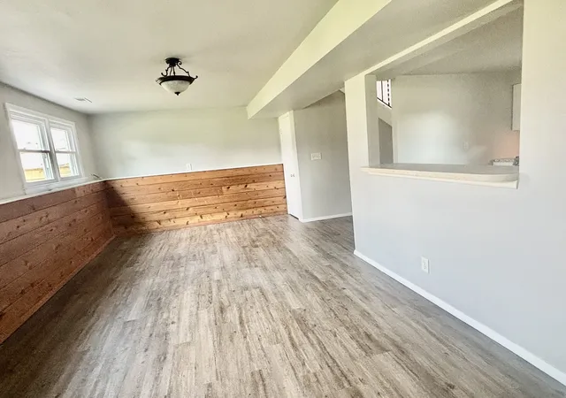 Photo 2 of Sale Pending at 621 W 8th Street, Belvidere, IL 61008 | MLS# 12707645 | Listing updated on 2026-09-04