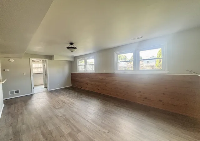 Photo 4 of Sale Pending at 621 W 8th Street, Belvidere, IL 61008 | MLS# 12707645 | Listing updated on 2026-09-04