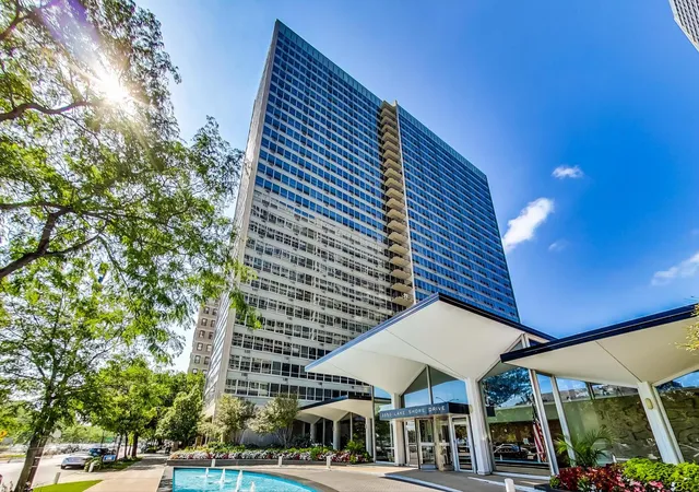 2nd image of 3550 N Lake Shore Dr #1102, Chicago, IL 60657 | MLS# 12707710