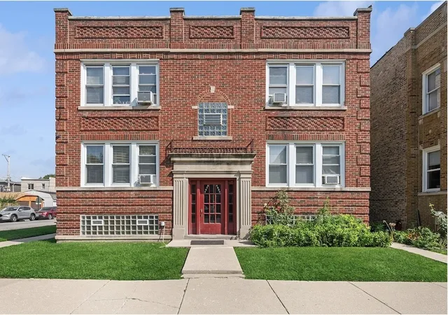 Photo 1 of Sale Pending at 4954 W Patterson Ave #1, Chicago, IL 60641 | MLS# 12707734 | Listing updated on 2026-09-15