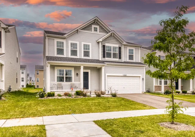 1st image of 1320 Spencer Ln, South Elgin, IL 60177 | MLS# 12707737