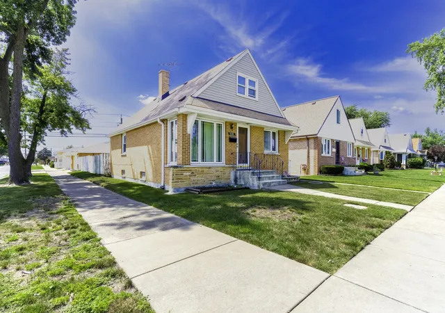 Photo 3 of Single family home for sale at 6158 S Normandy Ave, Chicago, IL 60638 | MLS# 12707747 | Listing updated on 2026-09-19