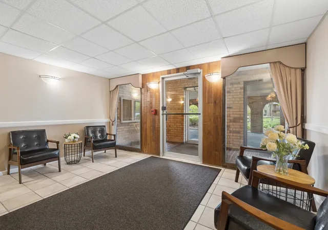 Photo 4 of Condo for sale at 8025 Woodglen Ln #403, Downers Grove, IL 60516 | MLS# 12707796 | Listing updated on 2026-08-04