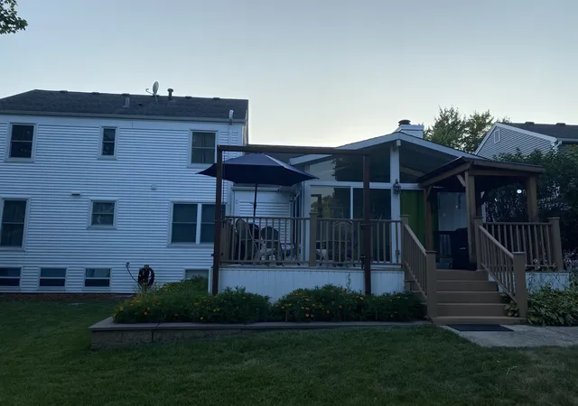 Photo 2 of Single family home for sale at 118 Carrol Rd, St. Charles, IL 60174 | MLS# 12707821 | Listing updated on 2026-10-22