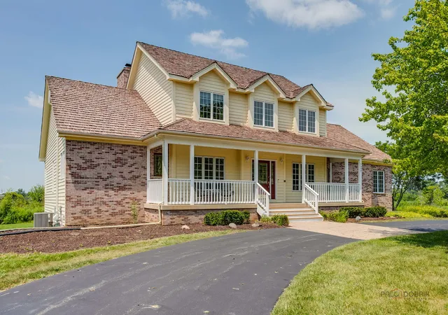 1st image of 1400 Eagle Ridge Dr, Antioch, IL 60002 | MLS# 12707822