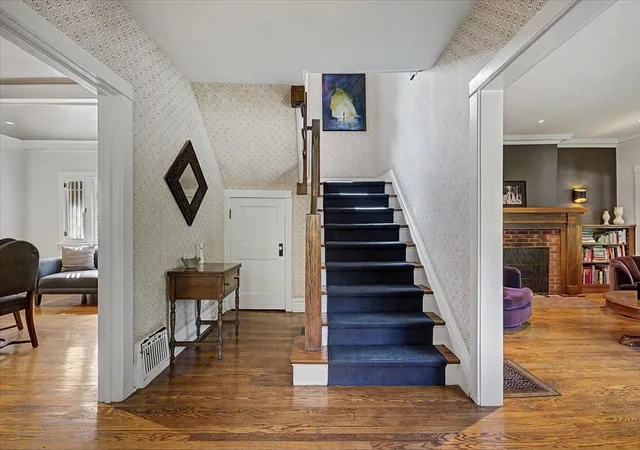 Photo 3 of Single family home for sale at 110 Kedzie St, Evanston, IL 60202 | MLS# 12707914 | Listing updated on 2026-10-21