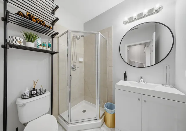 Photo 4 of Sale Pending at 2502 S Calumet Ave, Chicago, IL 60616 | MLS# 12707918 | Listing updated on 2026-10-08