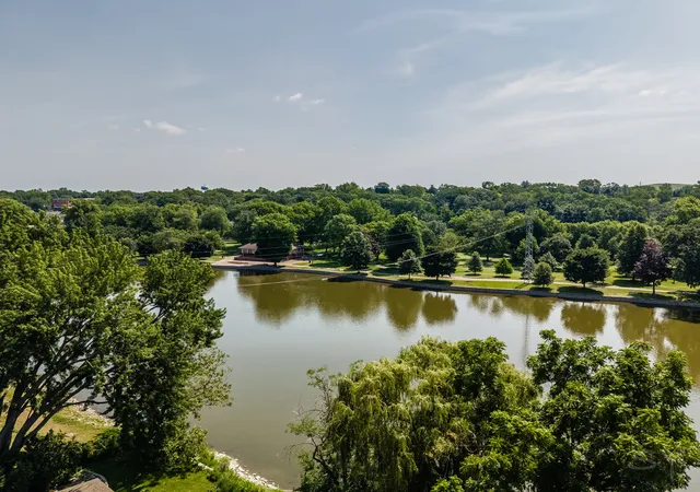 48th image of 330 S River Ln, Geneva, IL 60134 | MLS# 12707934