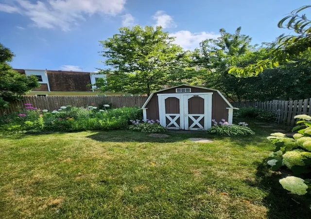 Photo 34 of Single family home for sale at 709 Garfield Ave, Libertyville, IL 60048 | MLS# 12707937 | Listing updated on 2026-08-04