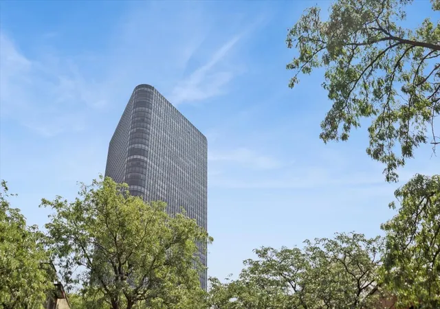 2nd image of 5415 N Sheridan Rd #3407, Chicago, IL 60640 | MLS# 12708044