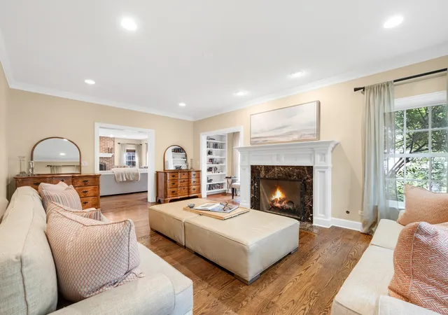 2nd image of 2363 Larkdale Dr, Glenview, IL 60025 | MLS# 12708045