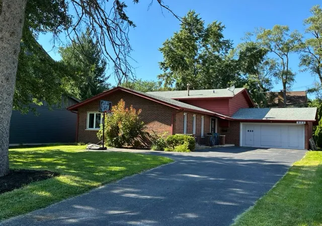 1st image of 633 E 8th Ave, Naperville, IL 60563 | MLS# 12708072