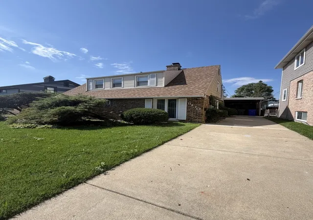 2nd image of 8130 45th Pl, Lyons, IL 60534 | MLS# 12708113