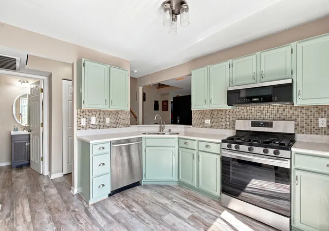 Photo 2 of Condo for sale at 59 N Macgillis Dr #59, Round Lake, IL 60073 | MLS# 12708136 | Listing updated on 2026-08-17