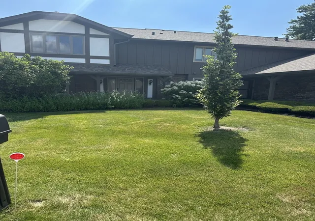 1st image of 13985 Millbank Dr, Orland Park, IL 60462 | MLS# 12708173