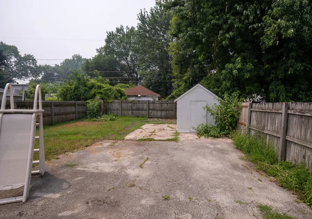 Photo 19 of Single family home for sale at 8822 S California Ave, Evergreen Park, IL 60805 | MLS# 12708258 | Listing updated on 2026-09-08