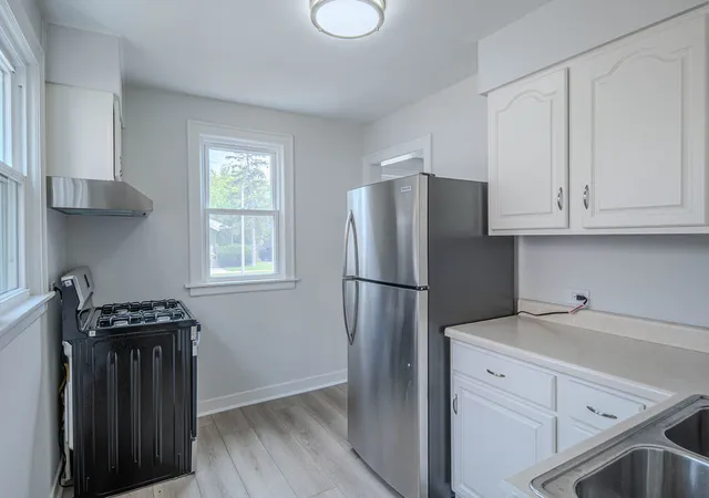 Photo 2 of Single family home for sale at 8822 S California Ave, Evergreen Park, IL 60805 | MLS# 12708258 | Listing updated on 2026-09-08