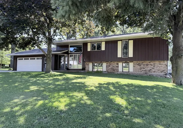1st image of 64 S Bunker Hill Rd, German Valley, IL 61039 | MLS# 12708303