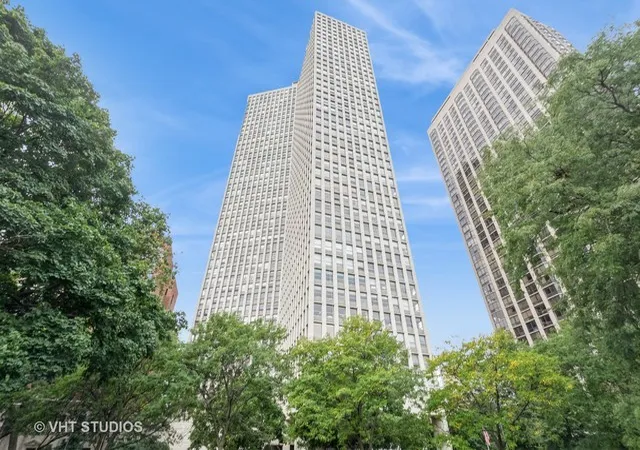 Condo for sale at 2626 N Lakeview Ave #1002, Chicago, IL 60614 | MLS# 12708354 | Listing updated on 2026-07-31