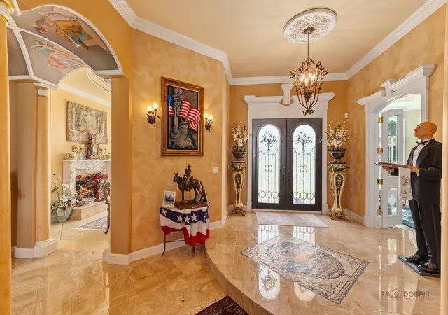 3rd image of 1130 Gavin Ct, Lake Forest, IL 60045 | MLS# 12708379