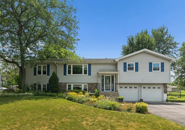 1st image of 920 Regent St, New Lenox, IL 60451 | MLS# 12708381