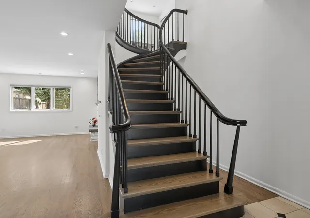 Photo 3 of Sale Pending at 1329 Lathrop Ave, River Forest, IL 60305 | MLS# 12708414 | Listing updated on 2026-09-28