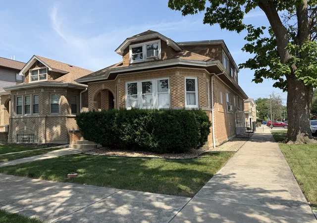 Photo 1 of Single family home for sale at 5501 N Parkside Ave, Chicago, IL 60630 | MLS# 12708522 | Listing updated on 2026-08-14