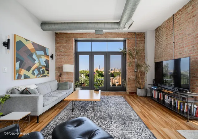 4th image of 2101 W Rice St #408, Chicago, IL 60622 | MLS# 12708530