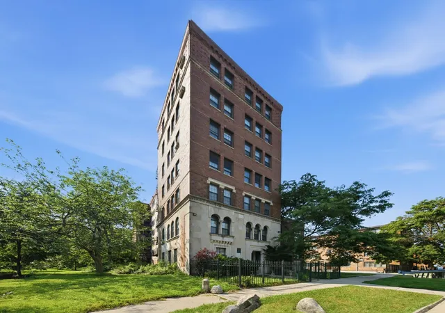 Photo 3 of Townhouse for sale at 3017 E 78th Street #3A, Chicago, IL 60649 | MLS# 12708558 | Listing updated on 2026-10-07
