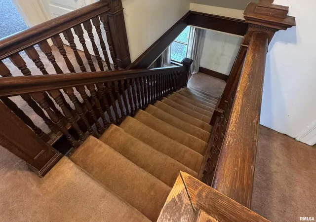 Photo 4 of House for sale at 707 Brady St, Davenport, IA 52803 | MLS# 12708564 | Listing updated on 2026-10-14